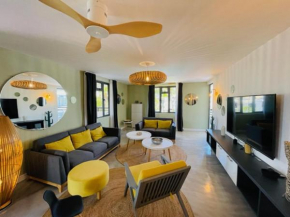 Spacious and Modern beach apartment